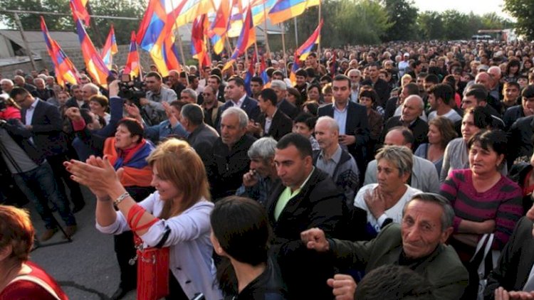    Ermənistanda ümumilli mitinq təyin olundu   