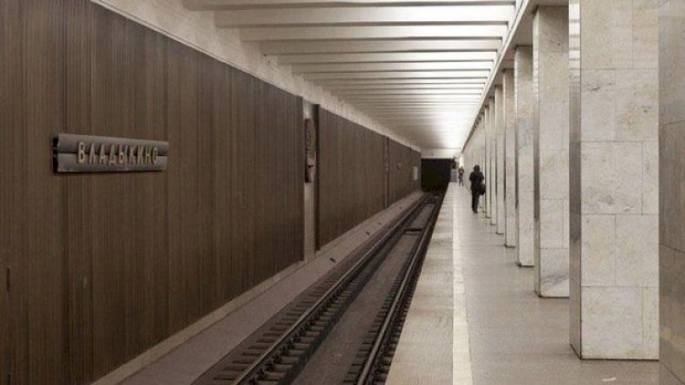    Silahlı şəxs metroda atəş açdı   