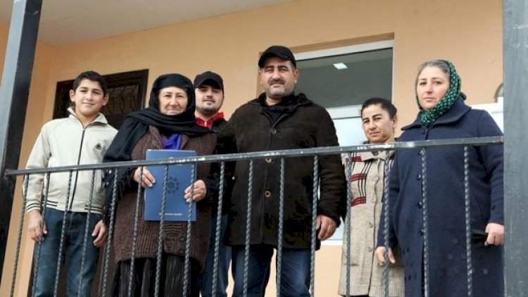    Altı şəhər və rayonda şəhid ailələri və Qarabağ müharibəsi əlillərinə fərdi evlər verildi - Fotolar   