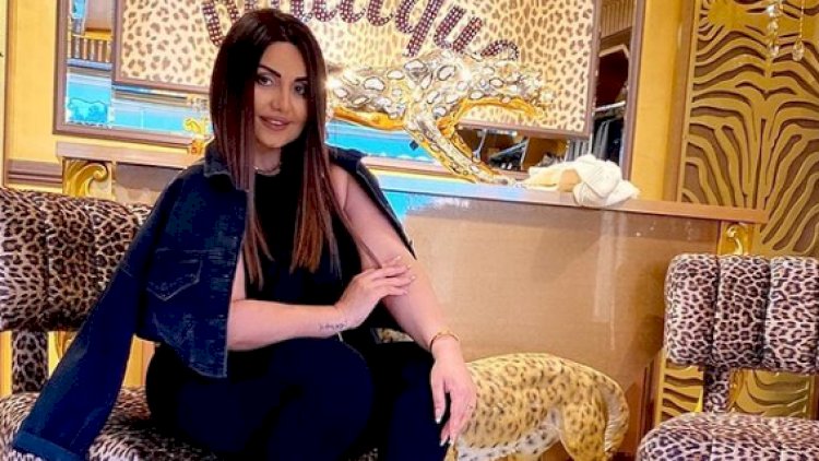    Şəbnəm izləyicisini təhqir etdi:   “Kor gözünlə yaxşı bax“
