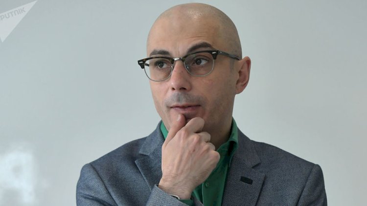    “Bu, hərbi məğlubiyyət deyil, milli təhqirdir” -   Armen Qasparyan