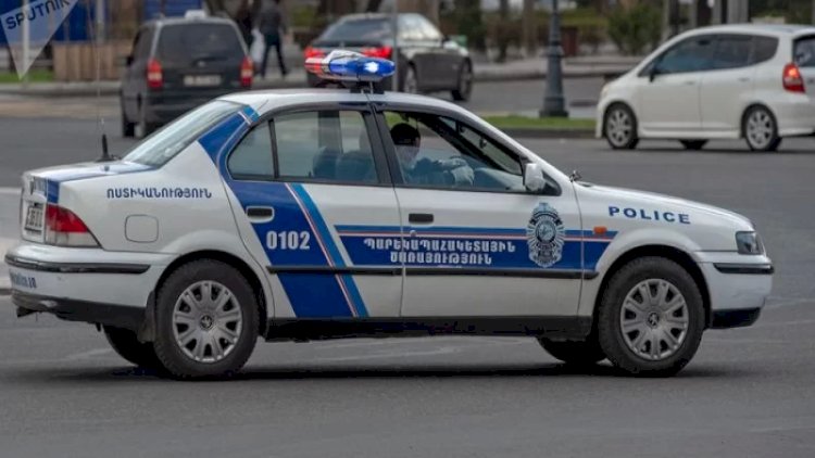    İrəvanda bank rəhbərinin avtomobili partladıldı   