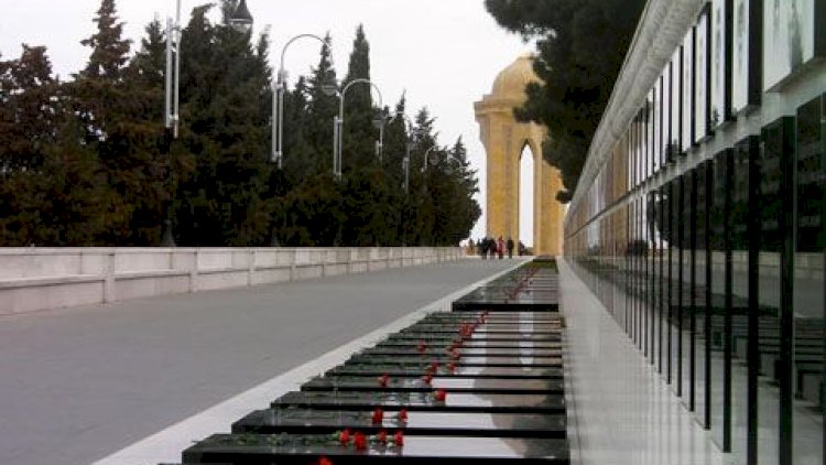   Prezidentlər Şəhidlər Xiyabanını ziyarət ediblər   