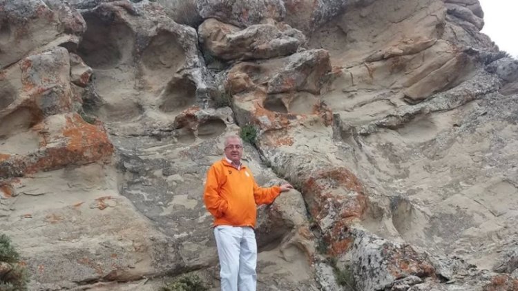    Koronavirusa yoluxan baş redaktor:   “Təcili yardım gəlmir“