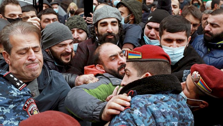    Yerevanda Paşinyan əleyhinə növbəti aksiya keçiriləcək   