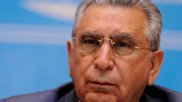    Ramiz Mehdiyev AMEA-nı “Veteranlar klubu”na çevirir: Özündən 3 yaş böyükdür    