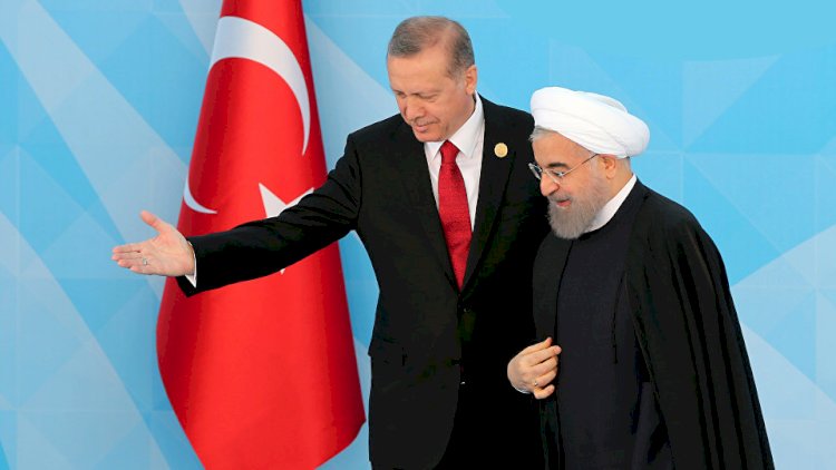    “Ərdoğanın oxuduğu şeirdə...” - Ruhani şeir qalmaqalından danışdı   