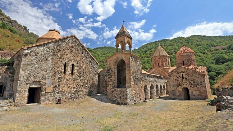    Xudavəng monastır kompleksi talan edilib - Mədəniyyət Nazirliyindən   BƏYANAT