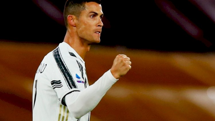    “Futboldansa, boks və ya UFC-ni izləməyi üstün tuturam”   - Ronaldo