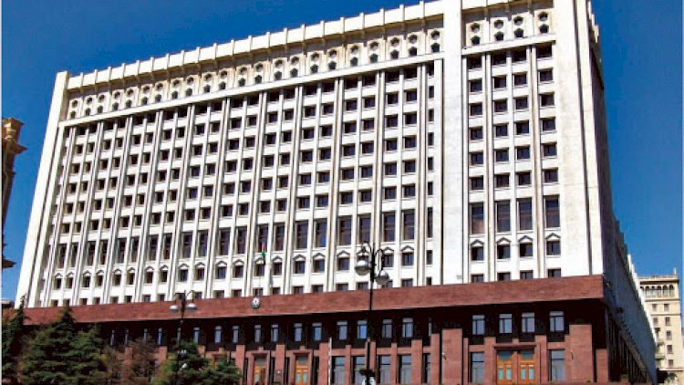    Administrasiyada siyasi partiya sədrləri ilə görüş keçirilib   