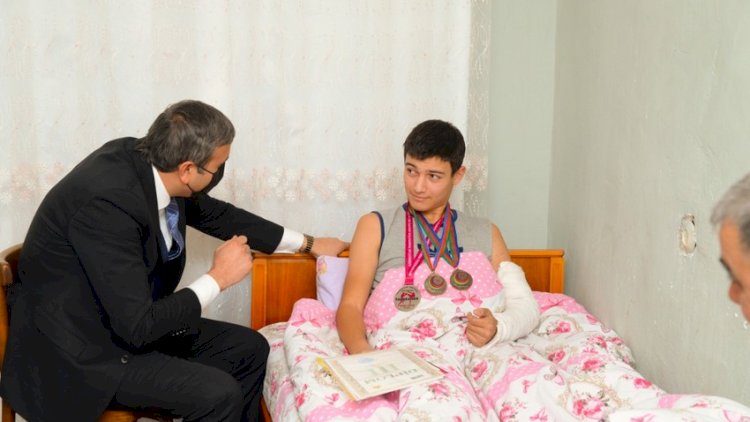    Qazimizin atası və qardaşı işlə təmin edildi   