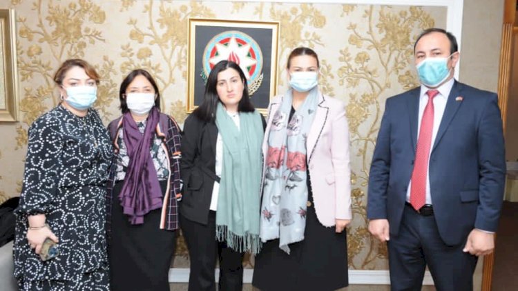    Millət vəkili şəhid Cəbrayıl Dövlətzadənin anası ilə görüşdü   