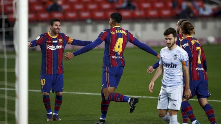    Messi Peleyə çatdı   