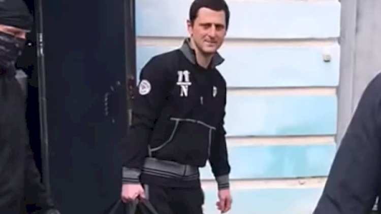    Məşhur “qanuni oğru” məhkəmə zalından qaçdı   