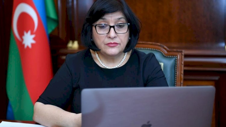   Spiker büdcə müzakirələrini onlayn izləyir   