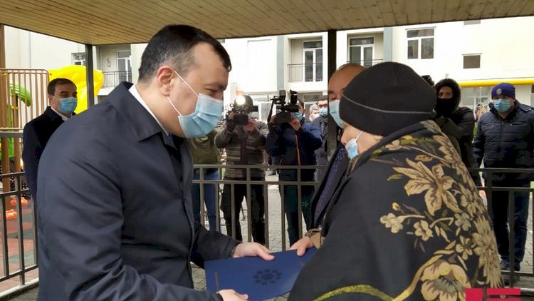    Şəhid ailələrinə və Qarabağ müharibəsi əlillərinə mənzil verilib   