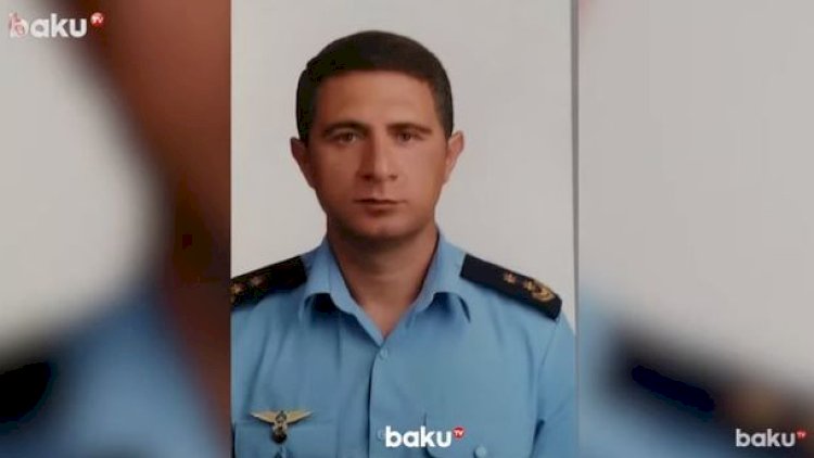    Döyüş yoldaşlarını vurulmuş helikopterdən xilas edən şəhid pilotumuz - Video   