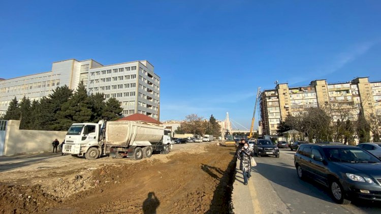    Bakının bu ərazisində olan obyektlər sökülür   