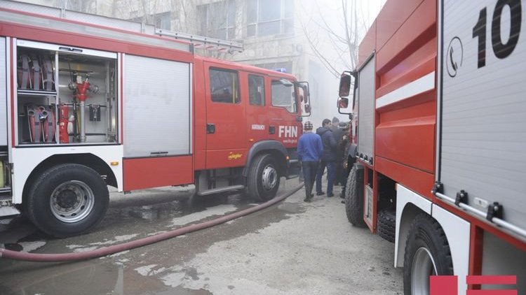    Restoranda baş verən yanğın söndürüldü   