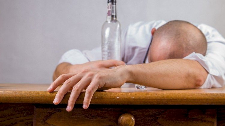    Spirtli içkinin təsirindən ayılmağın yolları   