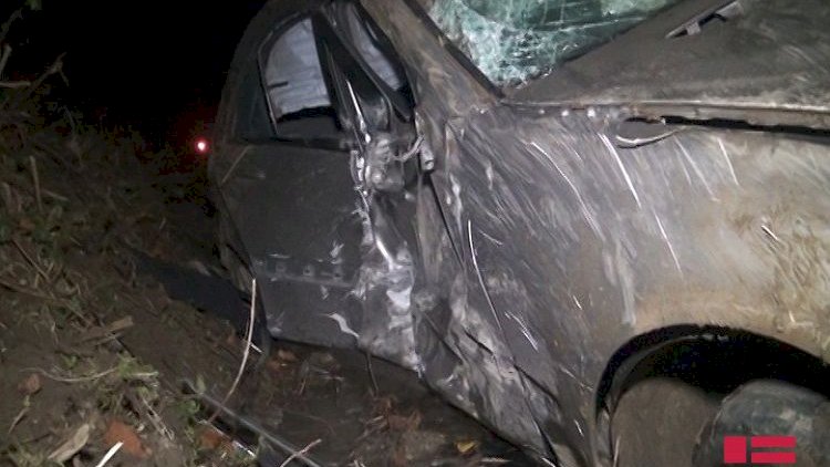    Lənkəranda avtomobil su kanalına aşdı, sürücü öldü - Fotolar   