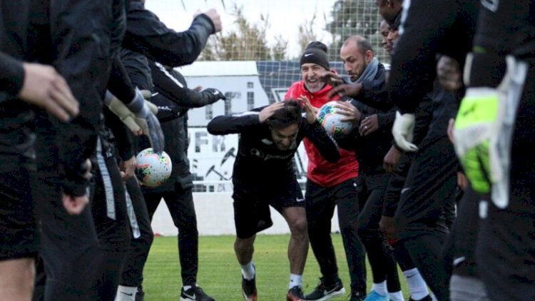    “Neftçi“nin legioneri:   “Pulumu verin, gedim“