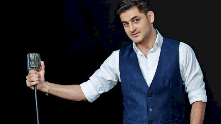    Boşanmasını zəfər günü kimi qeyd edən müğənni   