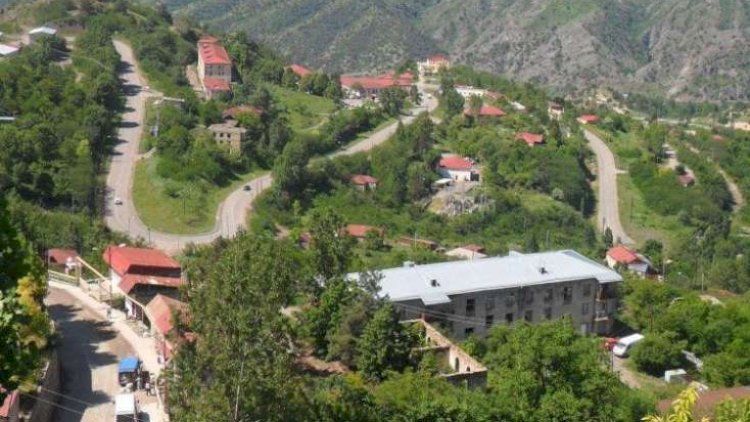   Laçının girişinə yeni lövhə vuruldu   - Foto