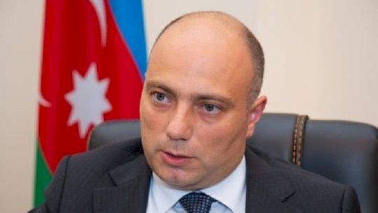    Yeni nazir onu vəzifədən azad etdi   