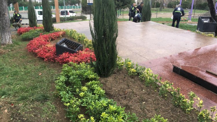    Bursadakı Heydər Əliyev Parkı əsaslı şəkildə təmir olunur -   Fotolar