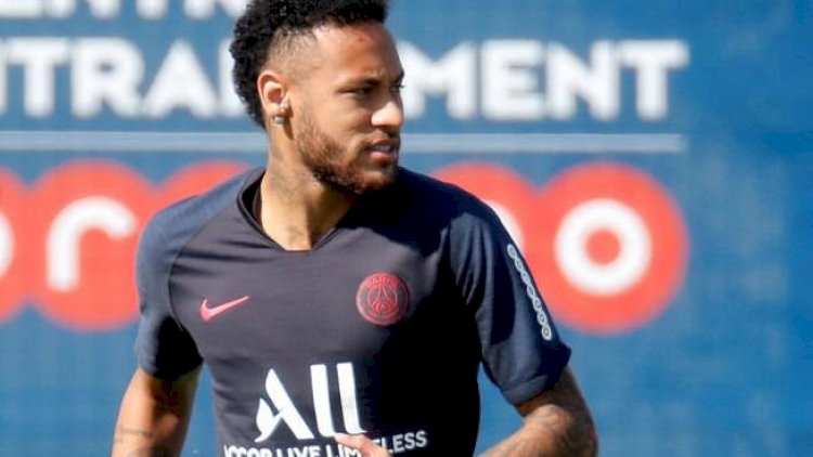    “Karyeramı bitirmək istədiyim vaxtlar olub“   - Neymar