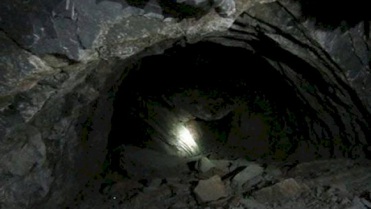   Rusiyada mədən çökdü:   Ölən var