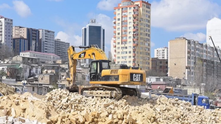    Bulvarda 3 milyonluq obyekti sökdülər   
