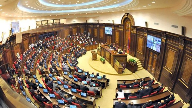    Parlament Ermənistan müxalifətinin təşəbbüsünü rədd etdi   