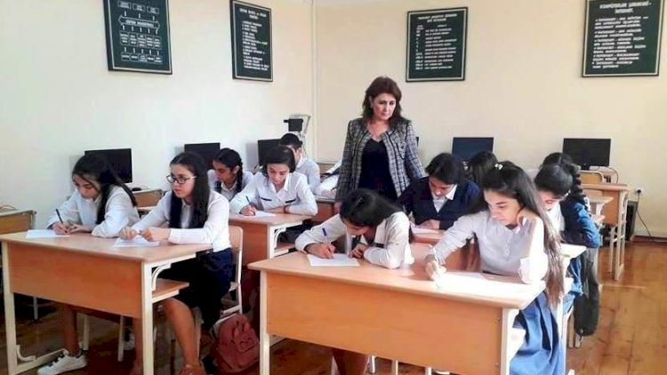    Məktəblərin açılması xəbərlərinə   RƏSMİ CAVAB