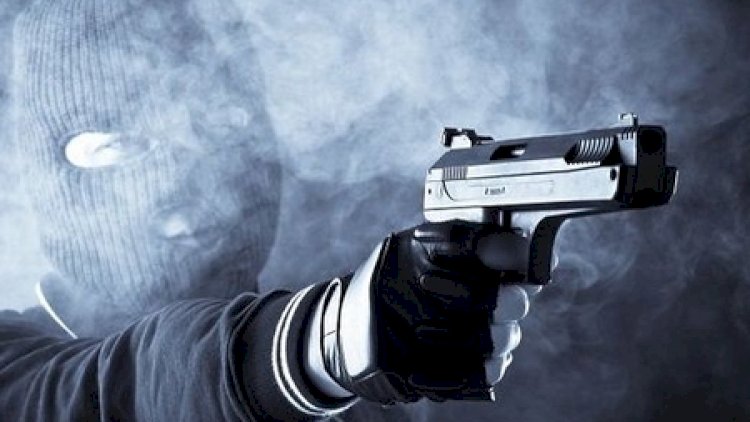    36 yaşlı kişi küçədə güllələnərək qətlə yetirildi   