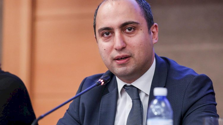    Nazir təhsil haqqı məsələsinə aydınlıq gətirdi:   Kəmiyyətə görə keyfiyyəti qurban verməməliyik
