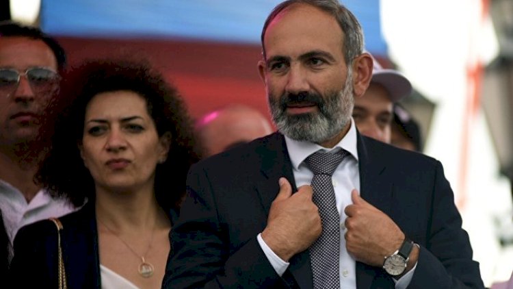    Paşinyanın arvadı bu hərəkətləri ilə erməniləri qıcıqlandırır -   Foto