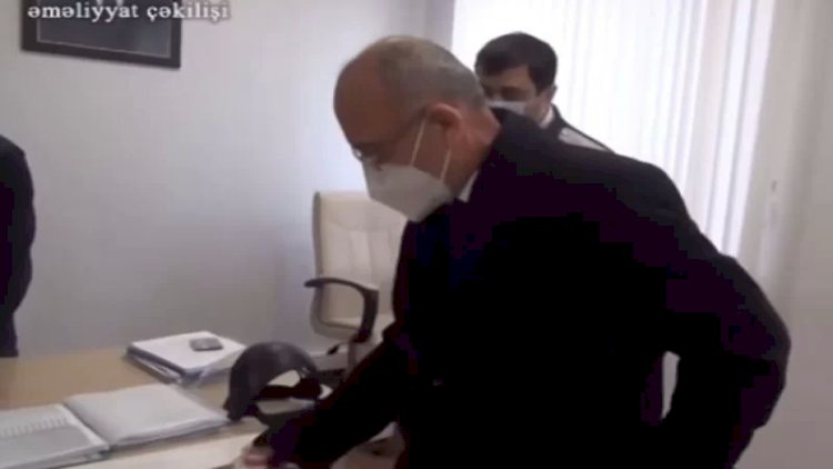    Rüşvət alan xəstəxana direktorunun tutulma görüntüləri   - Video