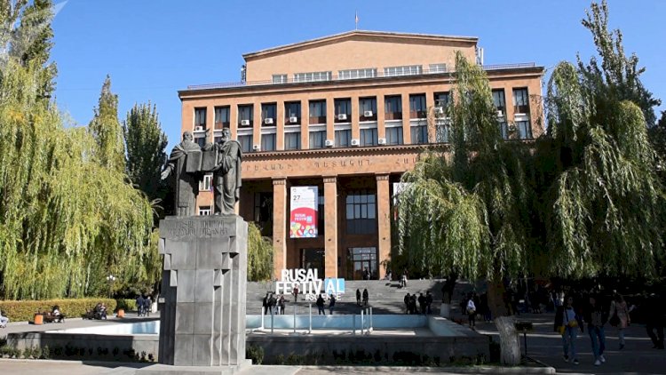    “Ciddi əhəmiyyəti olmayan onlarla universitetimiz var”   - Erməni nazir