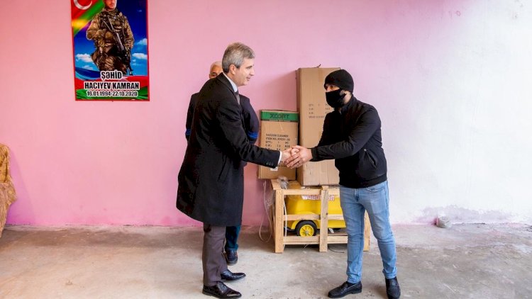    Üç şəhidin ailə üzvləri üçün kiçik bizneslər yaradıldı -   Fotolar