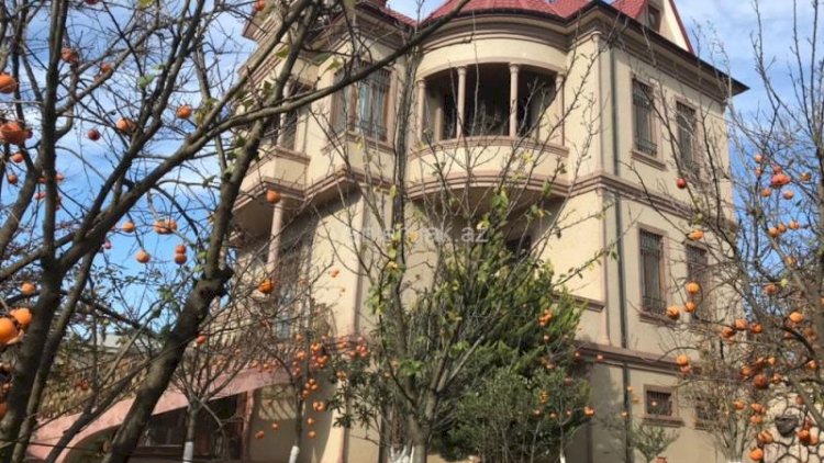    Bakıda milyonçular villalarını kütləvi satışa çıxarır   - Fotolar