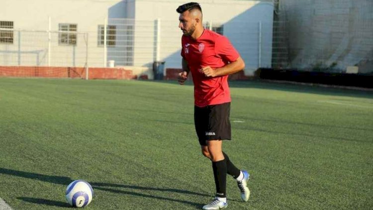    Azərbaycanlı futbolçu Polşa klubuna keçir   