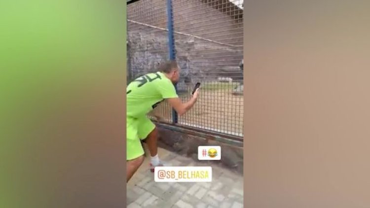    Tanınmış futbolçu meymunu hirsləndirdi və cavabını aldı - Video   