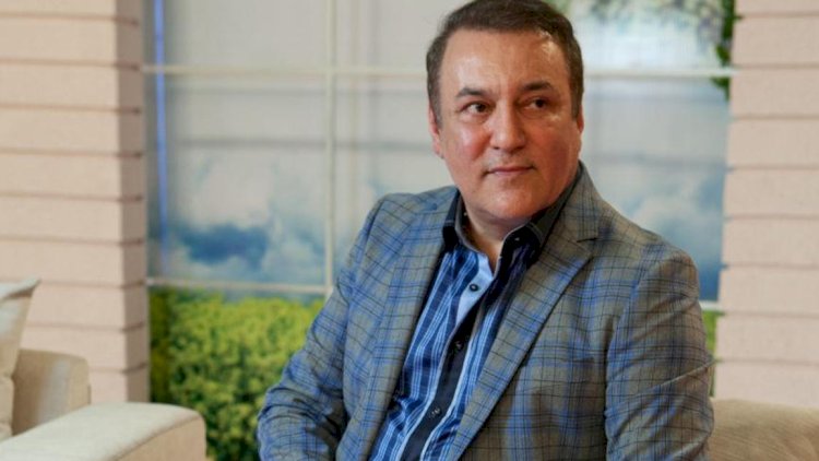    “Yeni nazirimiz deyib ki, fonoqram oxuyanlara niyə fəxri ad verirsiz..?”   
