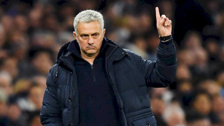    Mourinyo 21-ci əsrin ən yaxşı məşqçisi seçildi   