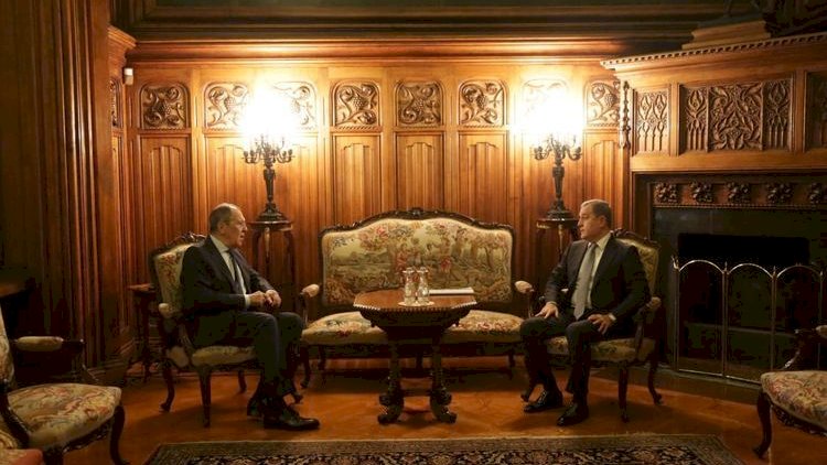    Ceyhun Bayramov rusiyalı həmkarı ilə müzakirə apardı   