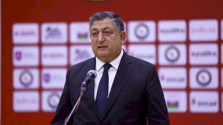    Azərbaycanda nazir müavininin qabırğası sınıb   