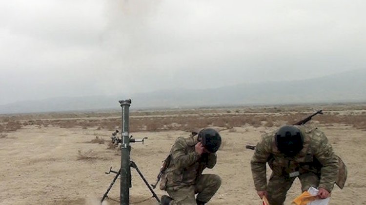    Azərbaycan Ordusunun minaatan batareyaları döyüş atışları icra edir - Video   