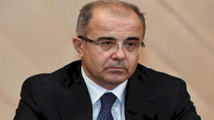    Rektor 1 milyona ev, 440 min manata cip aldı   